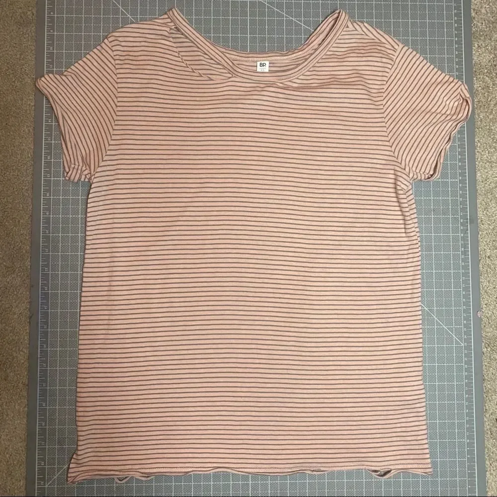BP. Ripped Top - Picture 2 of 10